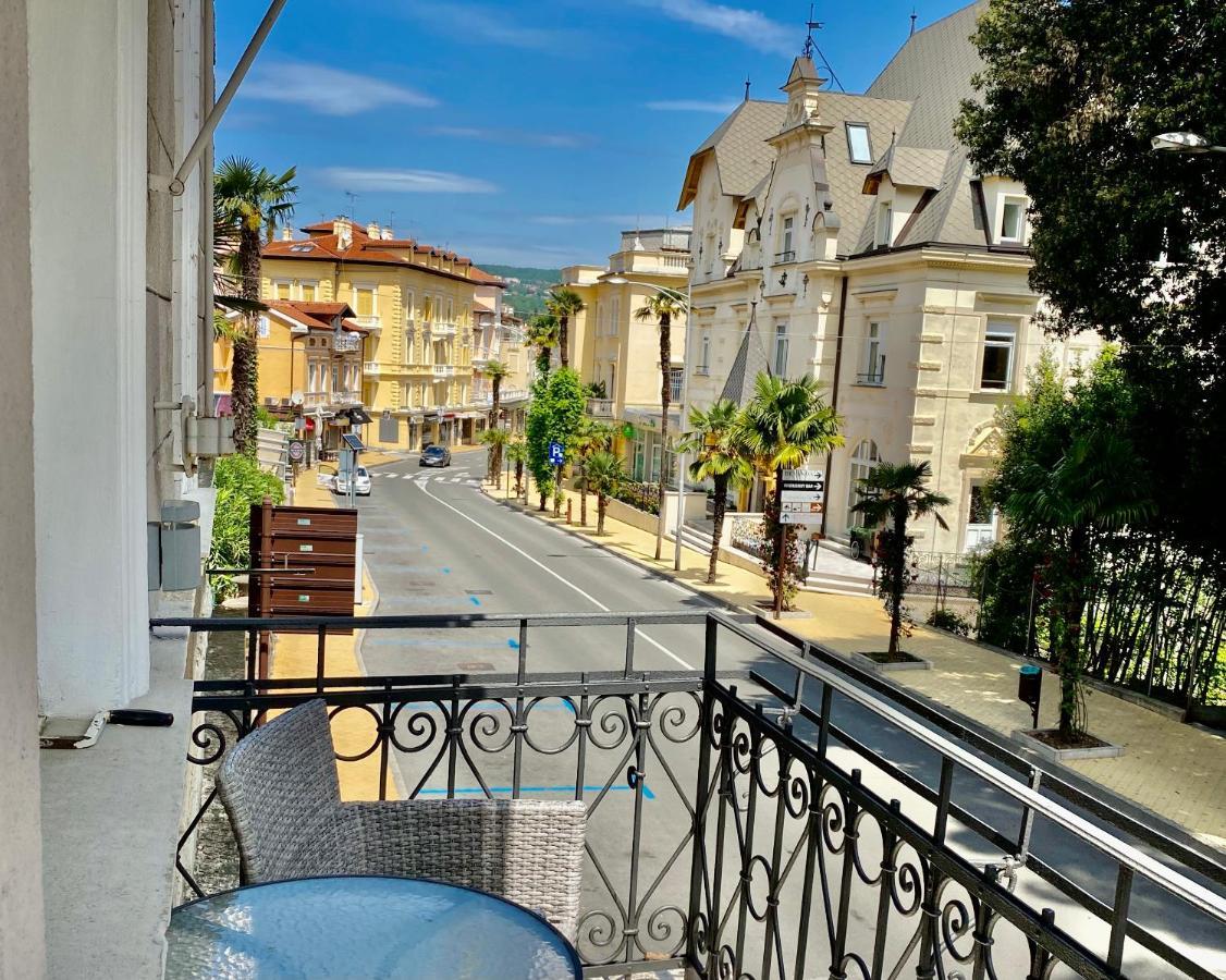 Villa Sokol Apartments Opatija Center Exteriér fotografie