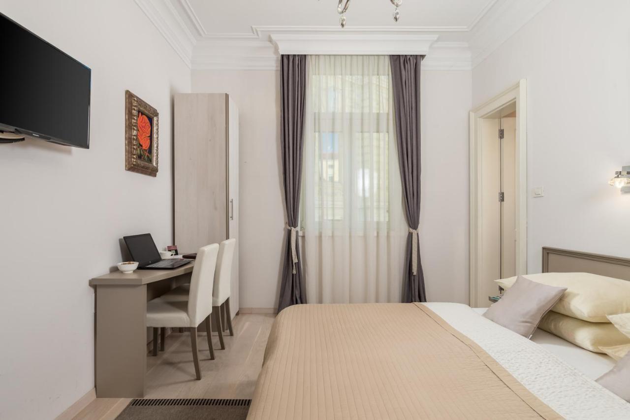 Villa Sokol Apartments Opatija Center Exteriér fotografie